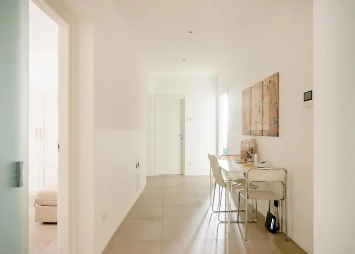 Tree Modern
